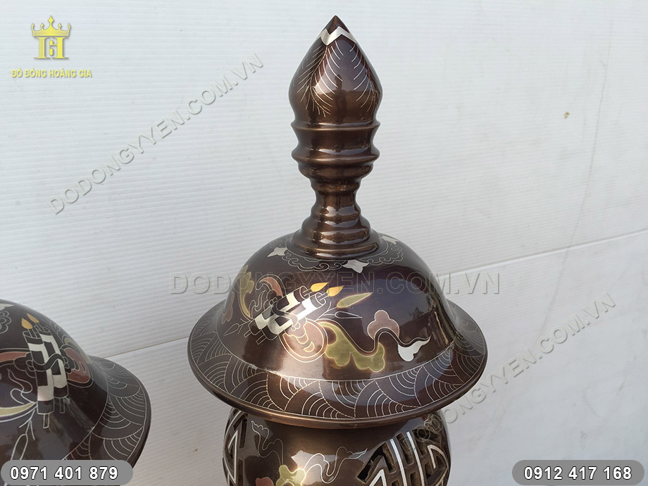 đ&egrave;n thờ c&uacute;ng khảm ngũ sắc